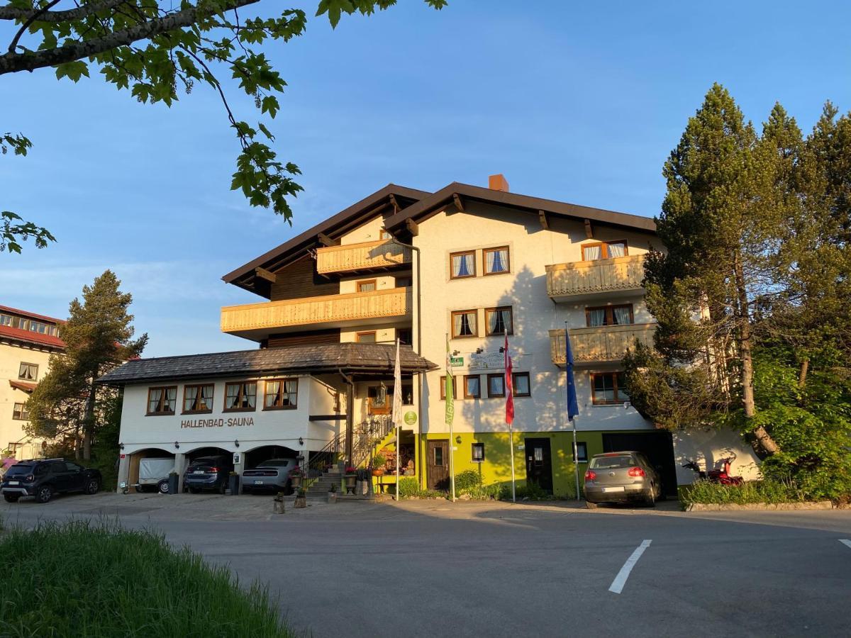 Hotel Alpensonne Riezlern Exterior foto